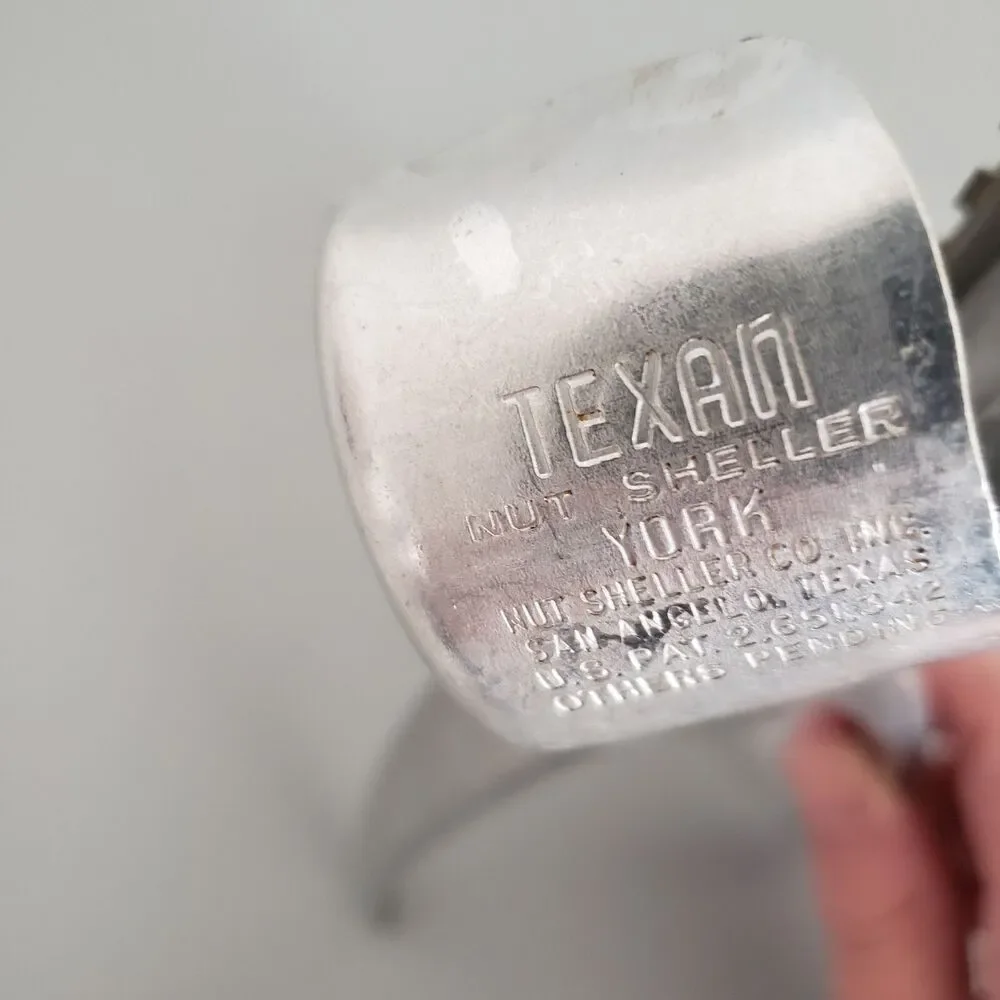 Kitchen texan nut